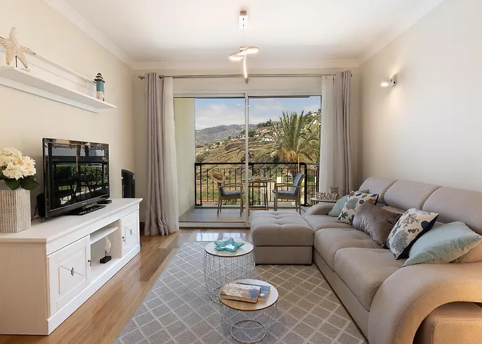 Infinity Pool & Amazing Sunset Ocean View * Funchal (Madeira)