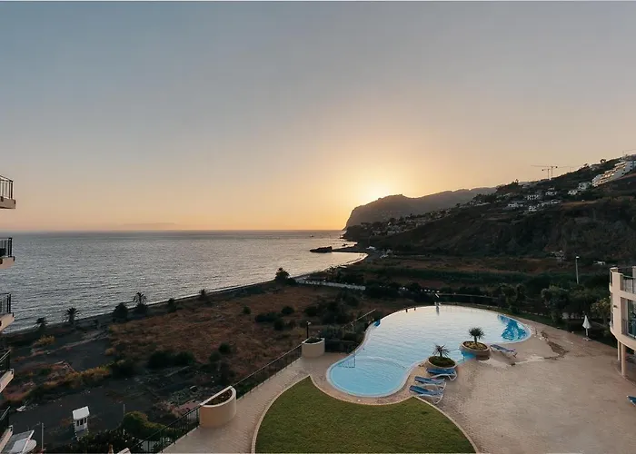 Infinity Pool & Amazing Sunset Ocean View Appartement